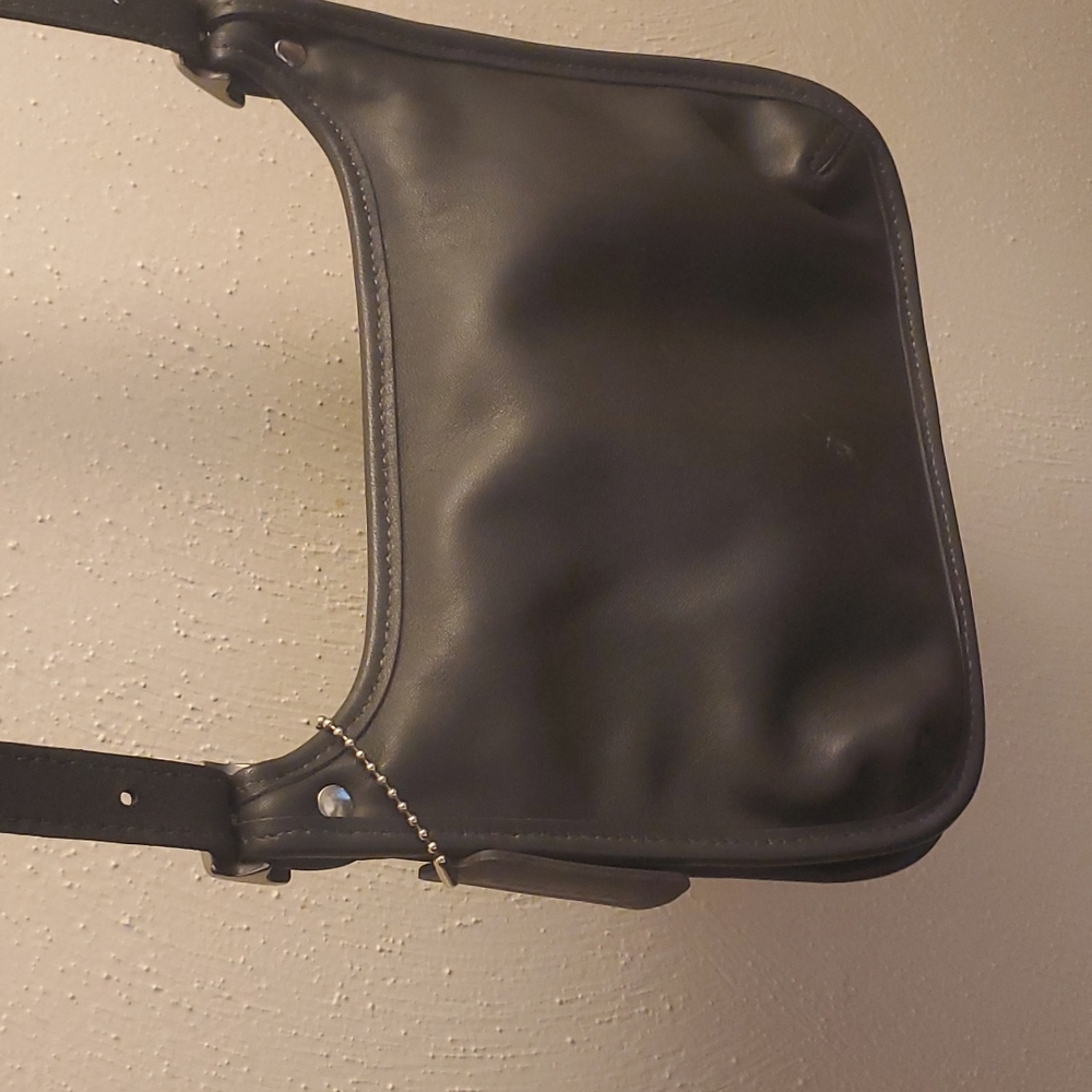 Handbag - Picture 8 of 10